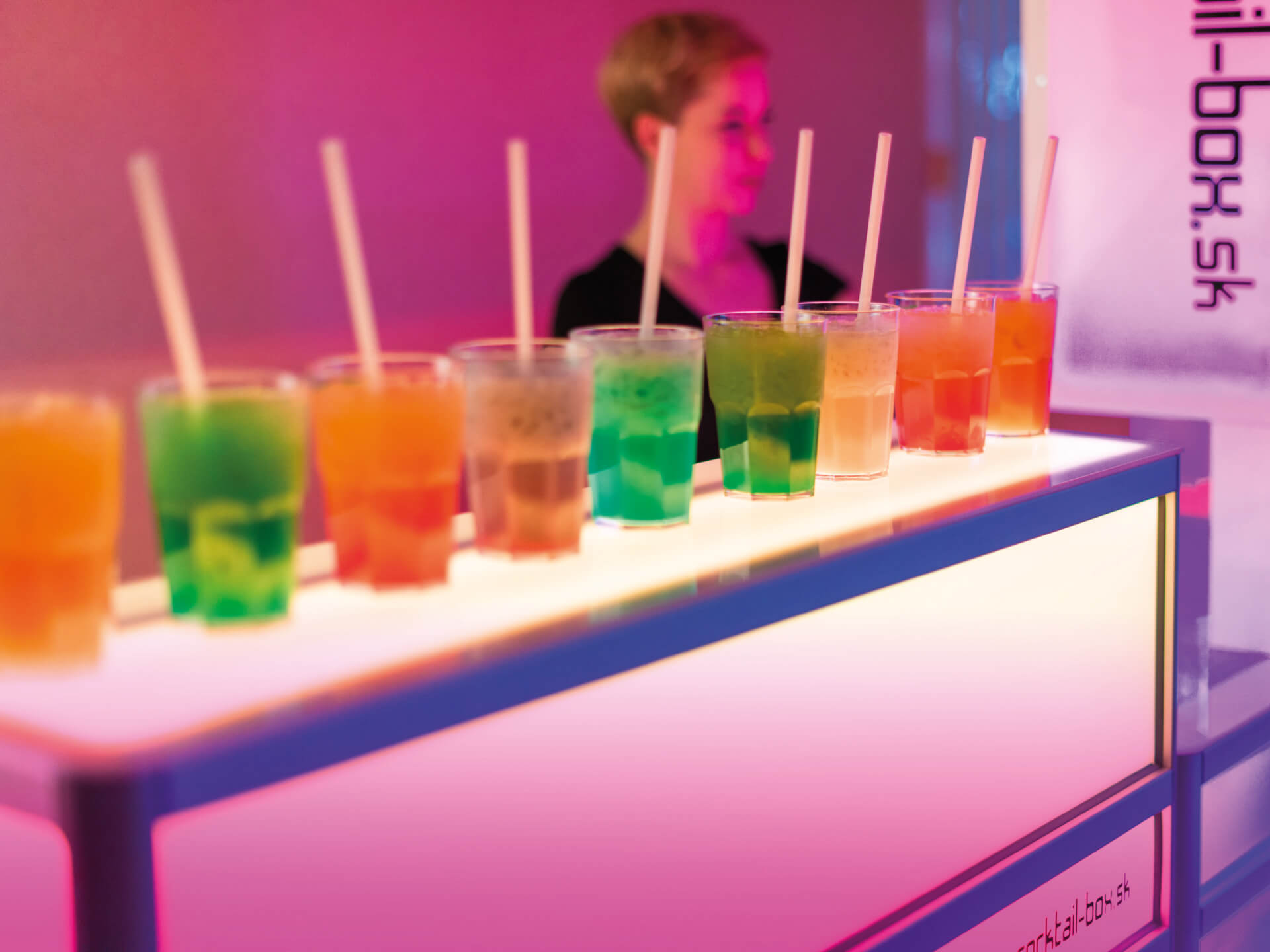 Cocktail-box s drinkami