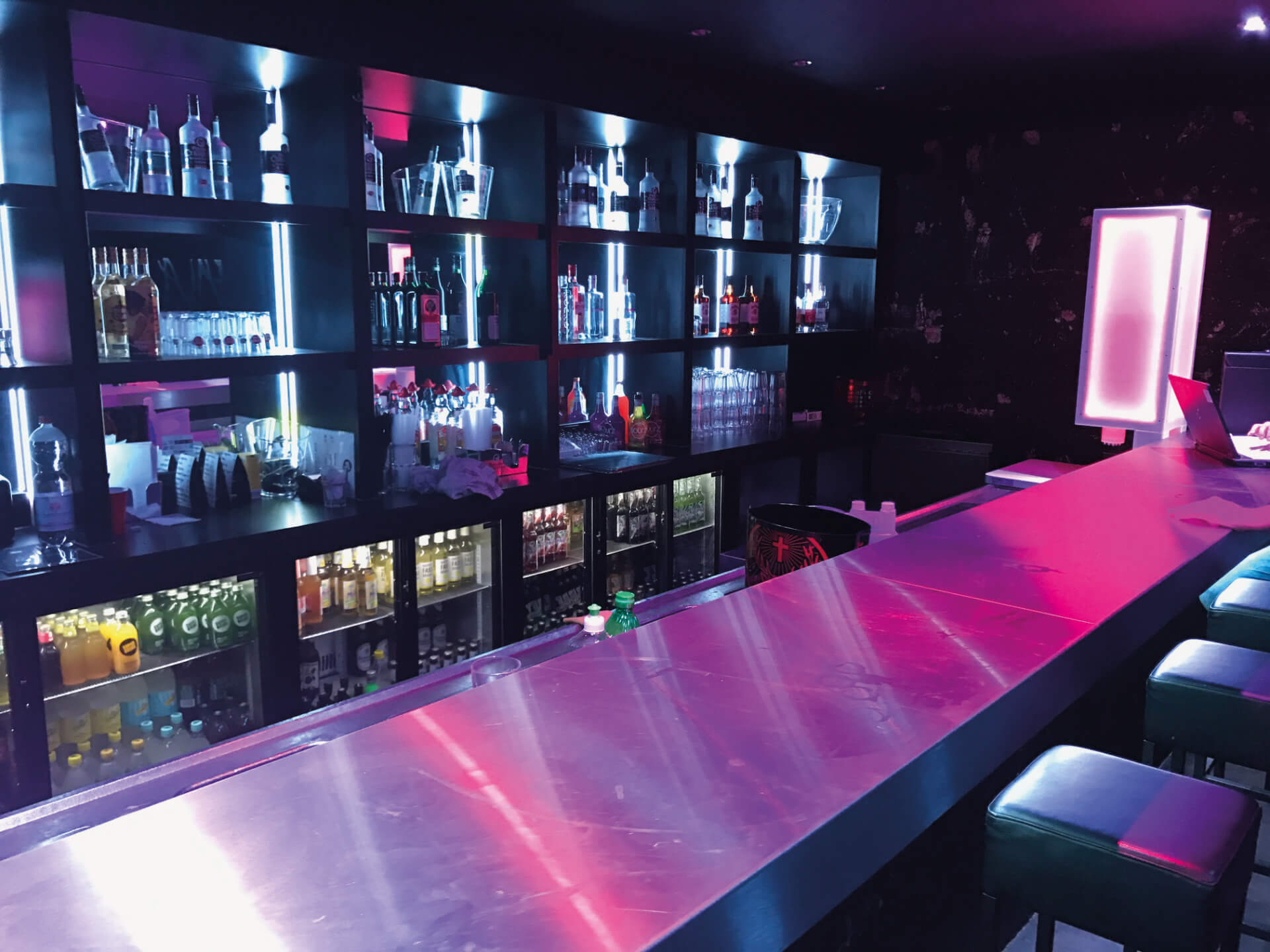 Cocktail-box pre firemné párty